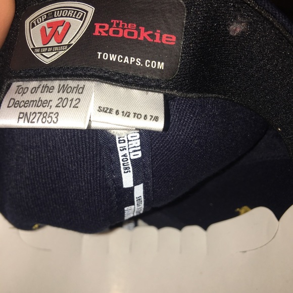 Norte Dame hat, backpack cup and stickers - Picture 2 of 2